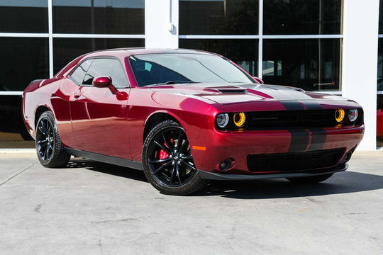 2018 Dodge Challenger SXT Plus, photo 6 of 10