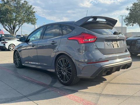 2017 Ford Focus RS, photo 3 of 9
