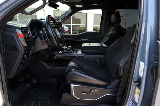 2023 Ford F-150 Raptor, photo 3 of 10