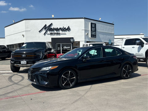 2018 Toyota Camry XSE V6, photo 1 of 9