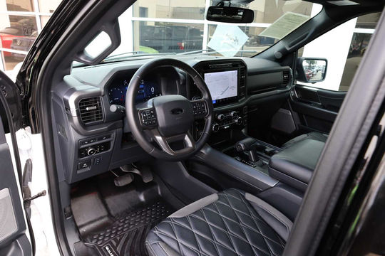 2024 Ford F-150 XLT, photo 3 of 10