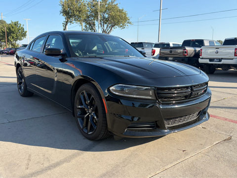 2022 Dodge Charger SXT, photo 4 of 8