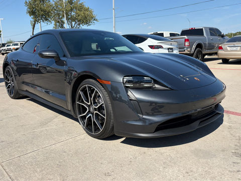 2023 Porsche Taycan, photo 4 of 8