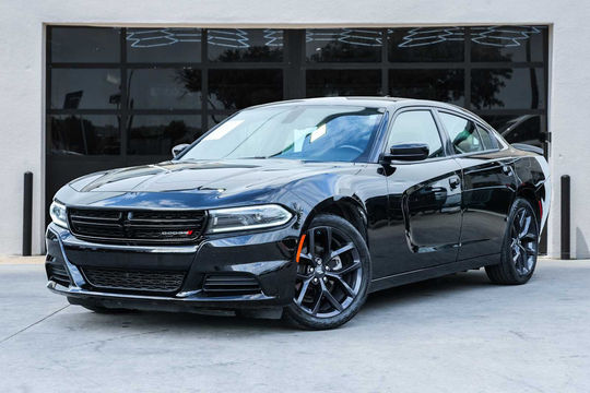 2022 Dodge Charger SXT, photo 1 of 10