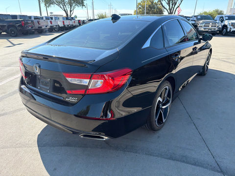 2019 Honda Accord Sedan Sport 2.0T, photo 4 of 8