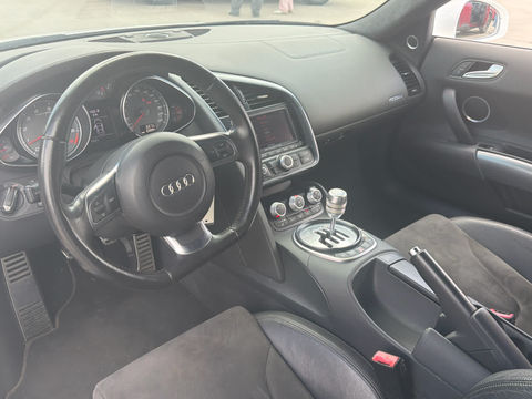 2009 Audi R8 4.2L, photo 6 of 7