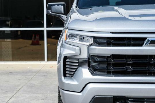 2023 Chevrolet Silverado 1500 RST, photo 4 of 10