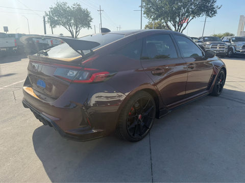 2024 Honda Civic Type R, photo 3 of 8