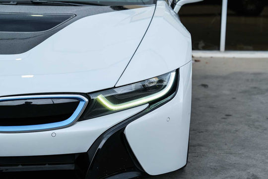 2015 BMW i8, photo 4 of 10