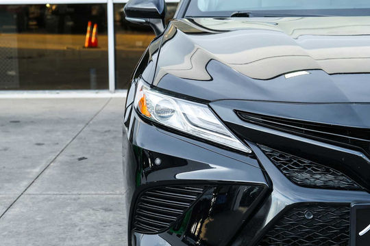 2018 Toyota Camry XSE V6, photo 4 of 10