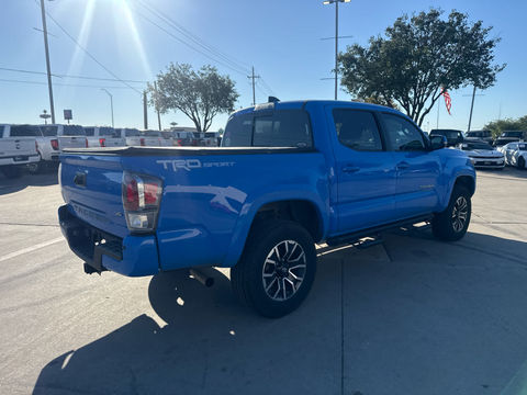 2021 Toyota Tacoma TRD Sport, photo 4 of 9