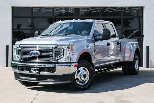 2021 Ford Super Duty F-350 DRW Pickup XL, photo 1 of 10