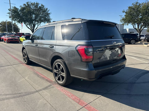 2020 Ford Expedition Limited, photo 2 of 10