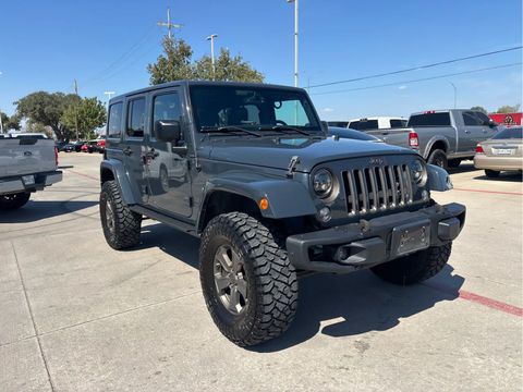 2018 Jeep Wrangler JK Unlimited Golden Eagle, photo 2 of 8