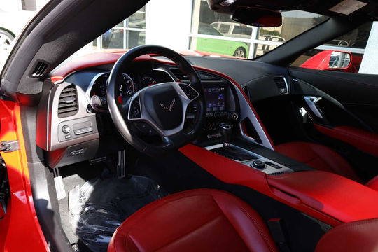 2018 Chevrolet Corvette Grand Sport 2LT, photo 3 of 10