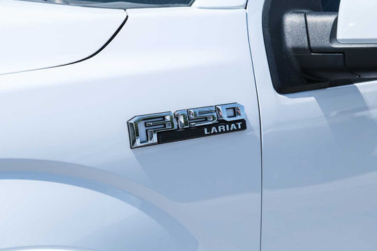 2019 Ford F-150 LARIAT, photo 3 of 10