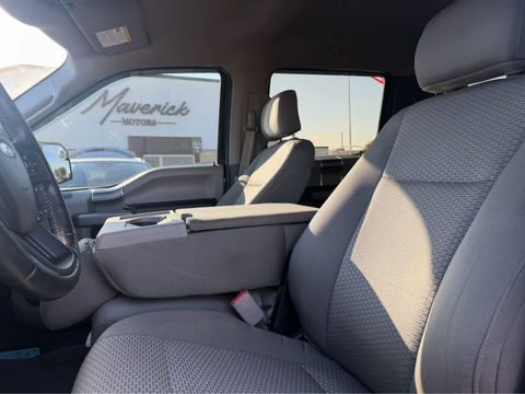 2015 Ford F-150 XLT, photo 5 of 8