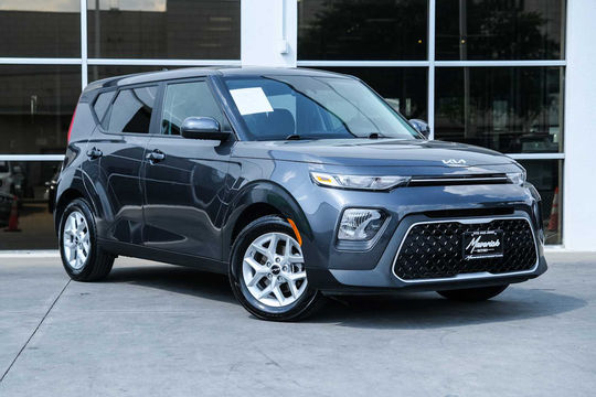 2022 Kia Soul LX, photo 5 of 10