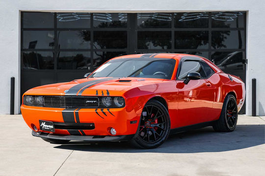 2009 Dodge Challenger SRT8, photo 1 of 10
