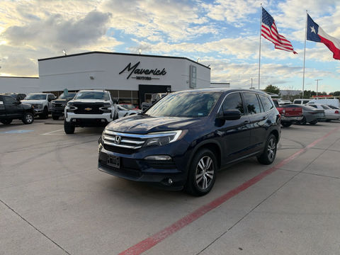 2017 Honda Pilot EX-L, photo 1 of 8