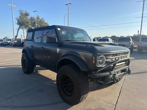2021 Ford Bronco Base, photo 6 of 10