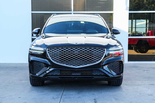 2025 Genesis GV70 3.5T Sport, photo 2 of 10