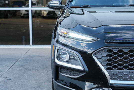 2018 Hyundai Kona Ultimate, photo 3 of 10