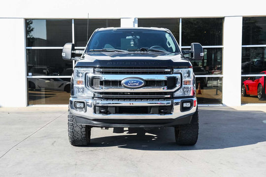2022 Ford Super Duty F-250 Pickup XLT · Agate Black, photo 2 of 10