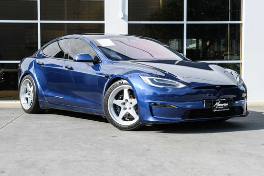 2021 Tesla Model S Plaid, photo 6 of 10