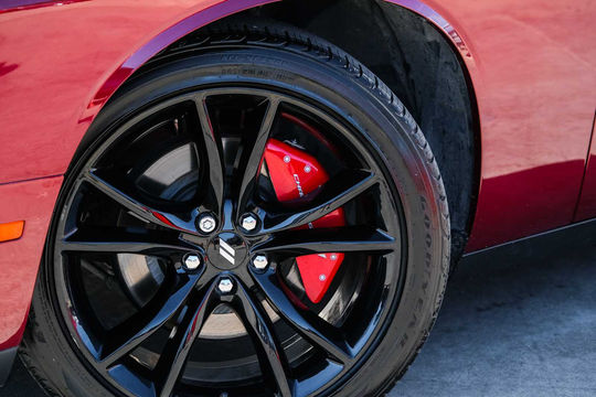 2018 Dodge Challenger SXT Plus, photo 3 of 10