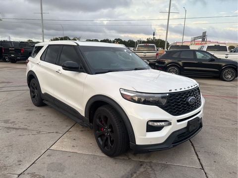 2021 Ford Explorer ST, photo 4 of 8