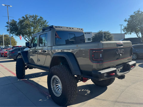 2020 Jeep Gladiator Rubicon, photo 2 of 8
