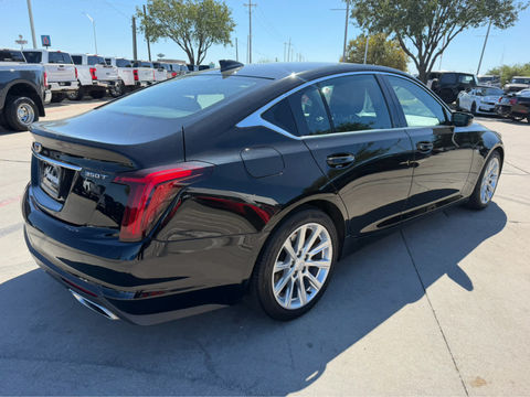 2021 Cadillac CT5 Luxury, photo 3 of 10