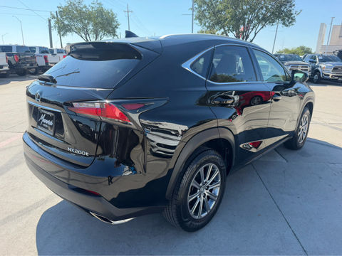 2015 Lexus NX 200t, photo 3 of 10