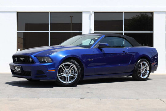 2013 Ford Mustang GT Premium, photo 1 of 10