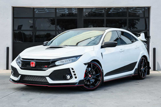 2017 Honda Civic Type R Touring, photo 1 of 10