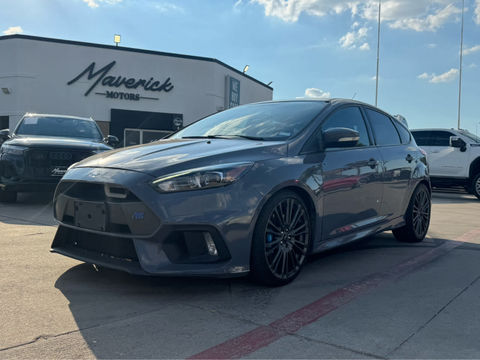 2017 Ford Focus RS, photo 1 of 9