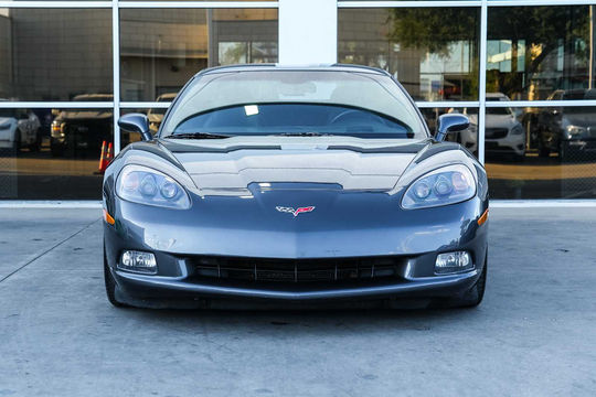 2009 Chevrolet Corvette w/3LT, photo 2 of 10