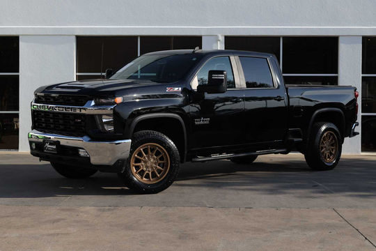 2023 Chevrolet Silverado 2500HD LT, photo 1 of 10