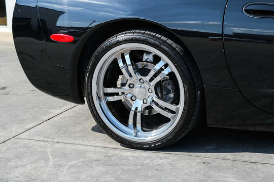 2000 Chevrolet Corvette, photo 5 of 10