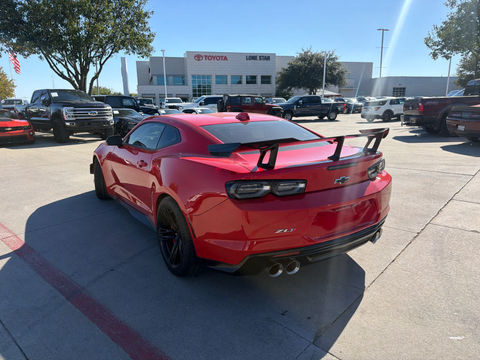 2023 Chevrolet Camaro ZL1, photo 2 of 8