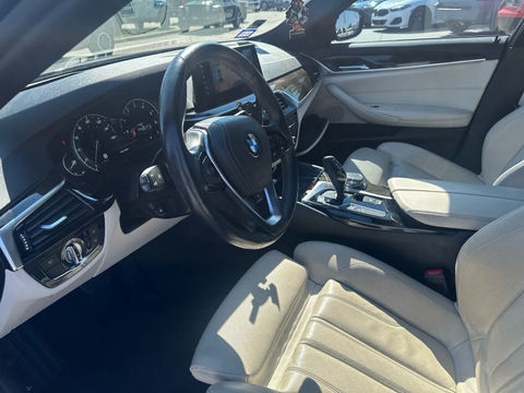 2017 BMW 540i, photo 6 of 10