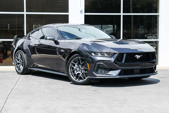 2024 Ford Mustang GT Premium, photo 6 of 10
