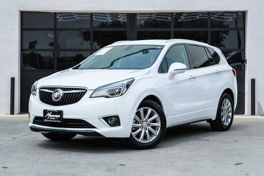 2020 Buick Envision Essence, photo 1 of 10