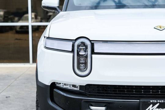 2022 Rivian R1T Adventure Package, photo 5 of 10