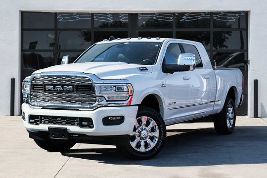 2023 Ram 2500 Limited, photo 1 of 10