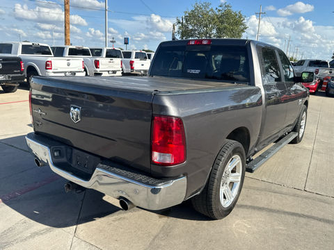 2018 Ram 1500 Lone Star Silver, photo 3 of 8