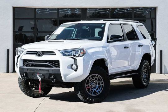 2020 Toyota 4Runner Venture, photo 1 of 10