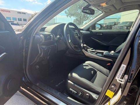 2014 Lexus IS 250, photo 5 of 8