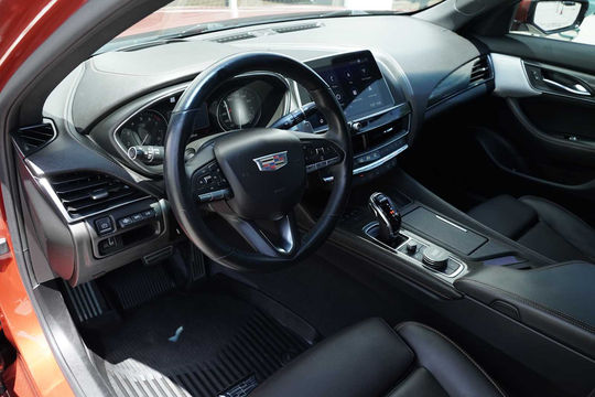 2020 Cadillac CT5 V-Series, photo 3 of 10